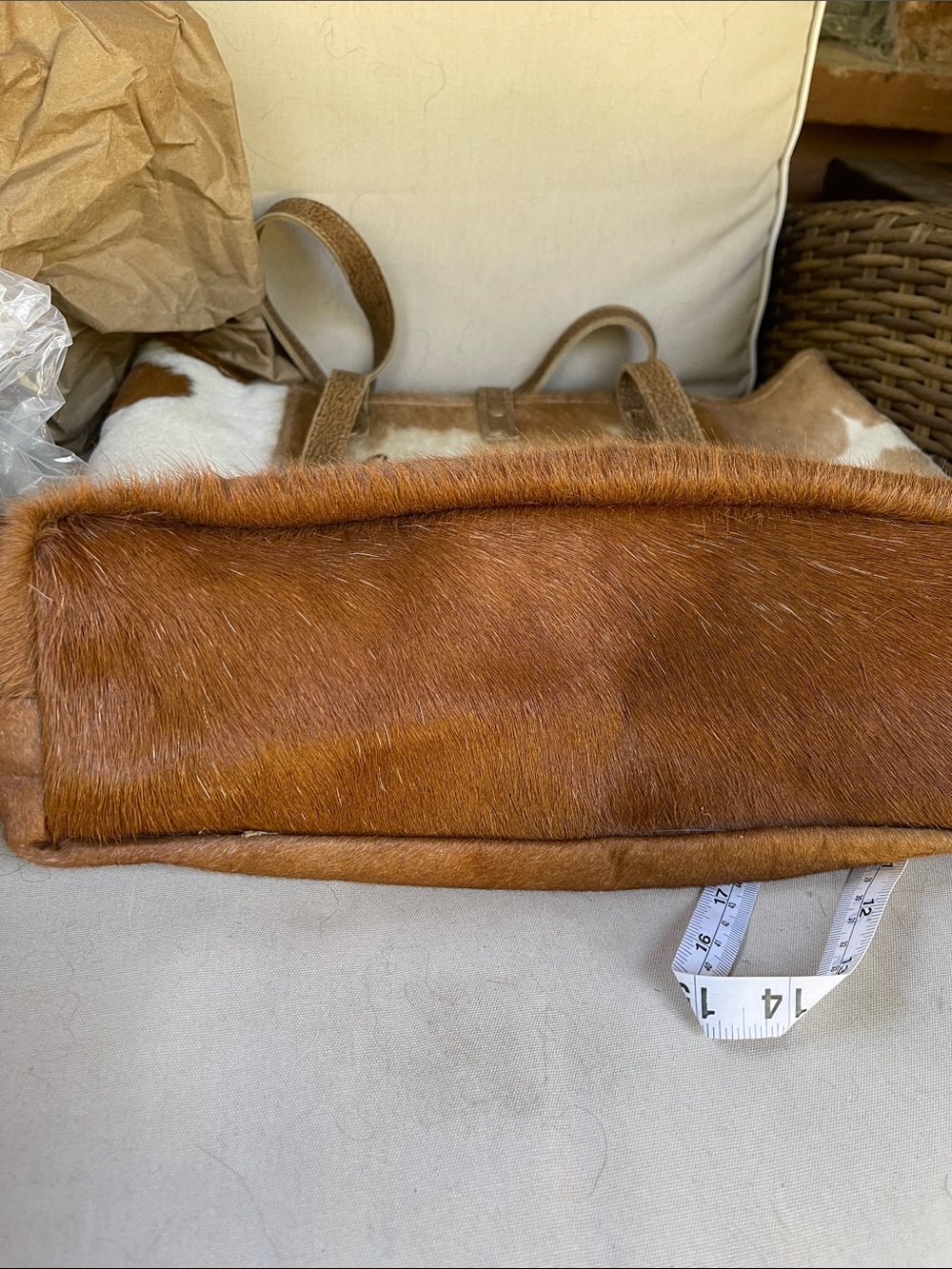 Cowhide tote bag - Picture 4 of 10